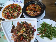 -88号小吃店·经典云南菜·地道纳西美食
