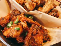 炸鸡翅一半一半-富乐满韩国正宗炸鸡韩国料理(虹泉路店)