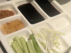 -小桃红·东北菜·春饼烤鸭(南阳湖街店)