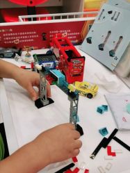 -Block Park 租乐高(D32店)