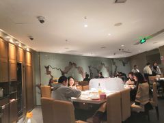 -海底捞火锅鲜切牛肉主题店(长寿路店)