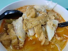 -亚王咖喱鸡米粉面