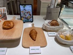 -潮一不贰·法式甜品·生日蛋糕·西式简餐(外滩店)