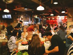 大堂-鲜入围煮花胶鸡海鲜火锅