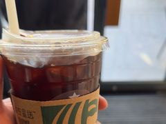 -星巴克(深圳龙华红山6979店)