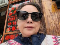 -迪庆藏族自治州博物馆