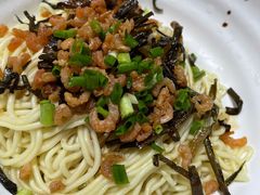 弄堂葱油拌面-弄堂咪道-饭香·面香·馄饨香(兴梅店)