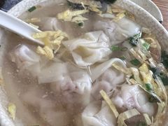 小馄饨-黄阿姨锅贴大王(万航渡路店)