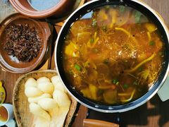 -有红鸡毛店·川菜(建设路店)