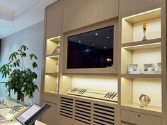 -亨得利(淮海中路店)