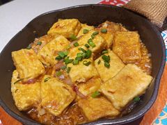 -云海肴·汽锅鸡·云南菜(天山百盛优客店)