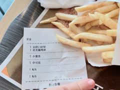 -麦当劳(政通路店)