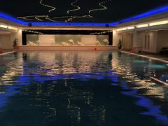 -海悦山庄酒店-花园泳池