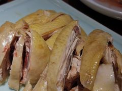 白斩鸡-涌觅名灶·本地海鲜宁波菜(财富广场店)