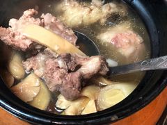 -民间瓦缸煨汤館(嵩山路店)