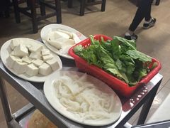 -粤潮牛肉火锅店(江南大道店)