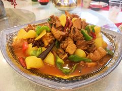特色的大盘鸡-维吾尔餐厅(宜山路店)