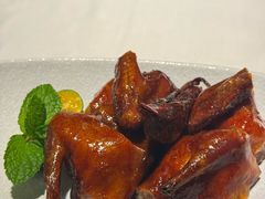 脆皮多汁乳鸽-悦景酒家(罗湖店)