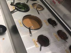 -左庭右院鲜牛肉火锅(浦江欢乐颂店)