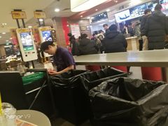 大堂-麦当劳(田林好又多店)