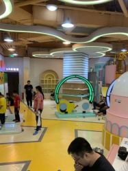 -多多淘儿童体验中心(重庆来福士店)