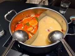 -鲜入唯煮·港式海鲜牛肉火锅(金宝街店)