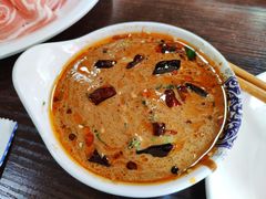 -楼外楼大刀肉传统火锅居(幸福街店)