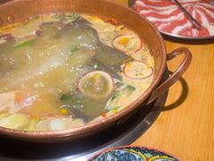 -洱火云南酸菜牛肉火锅(石景山当代商城店)