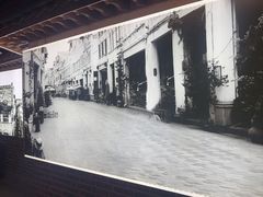 -东口码头·烧鸽子·鱼头泡饼·地方菜(金鹰悦城店)