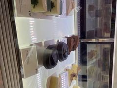 -Fridi Patisserie Cafe