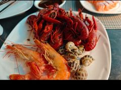 麻辣小龙虾-亚洲国际大酒店·云顶阁旋转自助餐厅