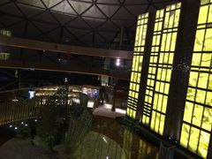 -上海滴水湖皇冠假日酒店