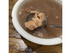 -海口滨海新村143号海南老字号炒菜店