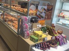 -好利来(高新枫叶广场店)