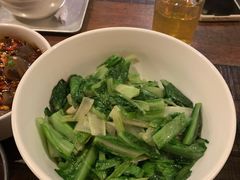 油麥菜-铁公鸡·四川料理(天环广场店)