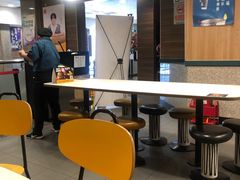 大堂-麦当劳(东大桥店)