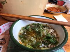 -拈签一笑黄牛肉辣卤串串