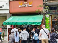 -Bánh Mì Huynh Hoa