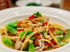 -渝信川菜 · 川味家常菜(财富购物中心店)