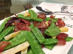 荷兰豆山笋炒腊肉-酿名斋