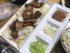 烤五花肉生菜-京玉菲饭店(李村店)