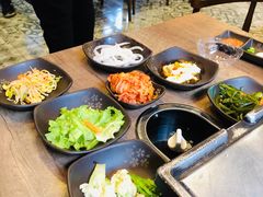 -香猪坊韩国烤肉专属门店(魏公村店)