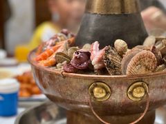 -一口猪海鲜浑锅·东北家常菜