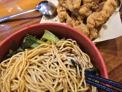 -爆炸头阿姨小四川正宗川味小吃(无任何分店)