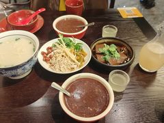 -古都历食南京菜·烤鸭·鸭血粉丝·汤包(南京博物院店)