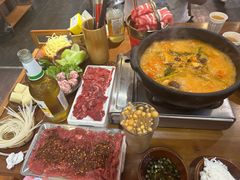 -黔有有贵州酸汤夺夺粉火锅(五味十字店)