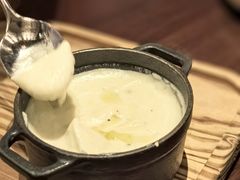 -恰餐厅及酒吧 CHAR Bar & Grill (北京丽都皇冠假日店)