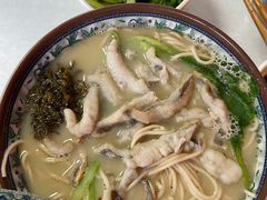 -明呈黄鱼面馆(斜土路店)