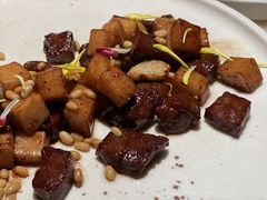 牛肉粒炒年糕-桂满陇天书(南京德基旗舰店)