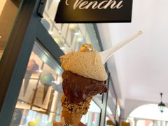 -VENCHI 闻绮(上海佛罗伦萨小镇店)
